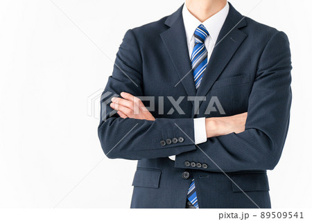 ビジネスマン　腕組み　手元 89509541
