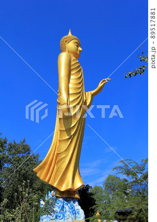Big Buddha statue in the outdoors, Thailand 89517881