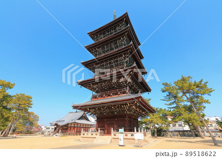 【香川県】四国霊場「第75番札所」総本山善通寺（五重塔と釈迦堂） 89518622