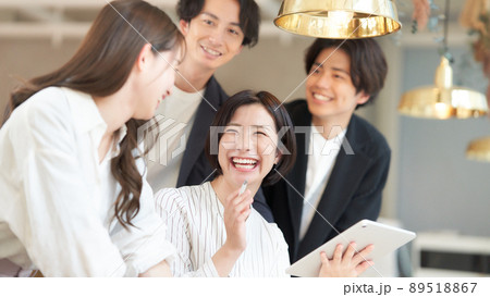 グループディスカッション グループワーク 研修 ビジネスイメージ グループディスカッション グループワーク 研修 ビジネスイメージ 89518867