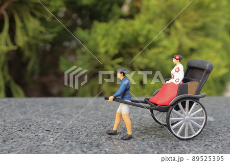 the Mini of vintage oriental rickshaw cab the Mini of vintage oriental rickshaw cab 89525395