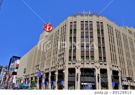 新宿三丁目 伊勢丹新宿店周辺の町並み 新宿三丁目 伊勢丹新宿店周辺の町並み 89529815