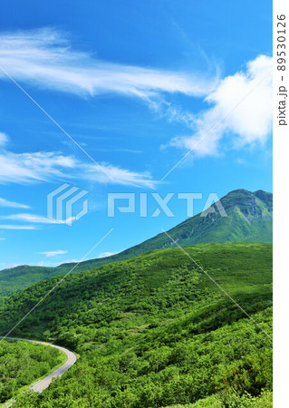 北海道 知床 青空の羅臼岳 北海道 知床 青空の羅臼岳 89530126