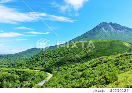 北海道 知床 青空の羅臼岳 北海道 知床 青空の羅臼岳 89530127