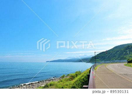 北海道 青空のオホーツク海と知床半島 北海道 青空のオホーツク海と知床半島 89530131