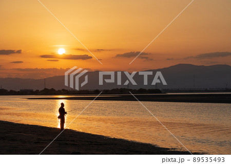 【吉野川】徳島の夕景 【吉野川】徳島の夕景 89535493