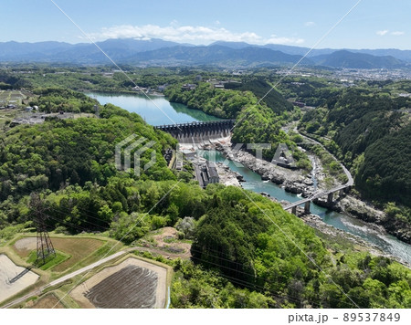 ドローン空撮 ダムの風景 ドローン空撮 ダムの風景 89537849