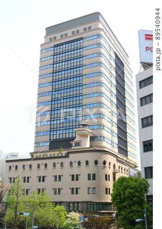 日本橋ダイヤビルディングとハナミズキ　東京都中央区日本橋　東京都選定歴史的建造物　近代化産業遺産 89540944