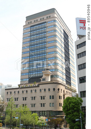 日本橋ダイヤビルディングとハナミズキ　東京都中央区日本橋　東京都選定歴史的建造物　近代化産業遺産 89540946