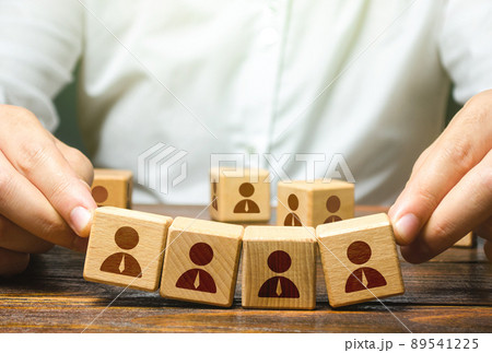 Leader and weak unstable team. Working with human resources. Hiring and recruiting. Recruitment of an effective team. Retraining before being assigned to a new project. Relocation to a new place 89541225