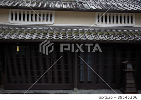 兵庫県篠山市の町並みを撮影したもの 89545306