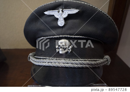 SS nazi officier hat close up SS nazi officier hat close up 89547728