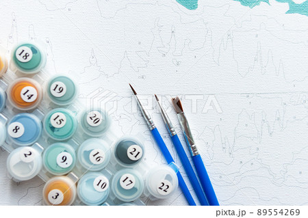A set of colorful gouache for painting by numbers, drawing on canvas. 89554269