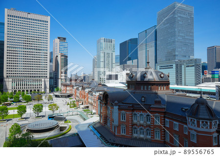 キッテビル屋上より東京駅丸の内駅前広場を望む キッテビル屋上より東京駅丸の内駅前広場を望む 89556765