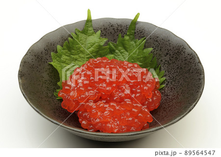 マスの筋子（醤油漬） 89564547
