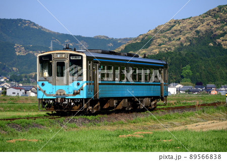 予土線を走るキハ54系普通列車 89566838