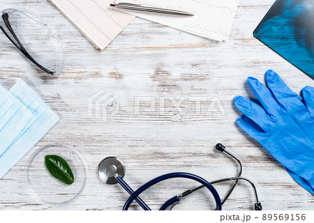 Medical diagnostics in modern hospital. 89569156