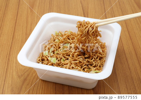 カップ焼きそば カップ焼きそば 89577555