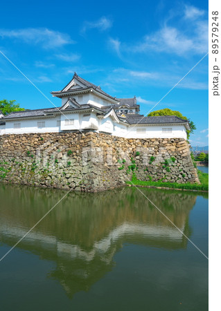 【続日本100名城】岸和田城 復興隅櫓と本丸石垣と内堀の初夏の風景2 大阪府岸和田市 【続日本100名城】岸和田城 復興隅櫓と本丸石垣と内堀の初夏の風景2 大阪府岸和田市 89579248