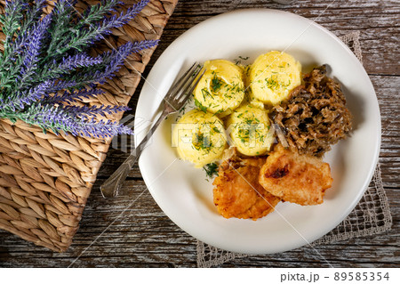 Fried cod fillet . Fried cod fillet . 89585354