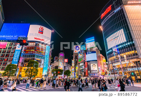 日本の東京都市景観 5月GW。3年ぶり、行動制限がないGW。21時50分過ぎ、渋谷は脅威の人流=8日 日本の東京都市景観 5月GW。3年ぶり、行動制限がないGW。21時50分過ぎ、渋谷は脅威の人流=8日 89586772