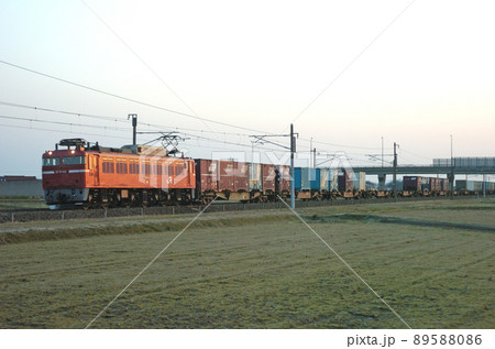 北陸本線　加賀笠間－美川　JR東日本　EF81-112（長岡） 89588086