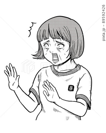 驚いてる女の子 89592426