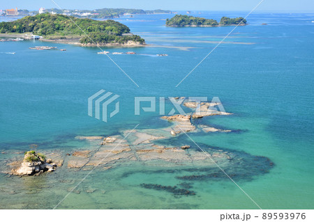 田辺湾・神島を望む(遠くには塔島) 【和歌山県田辺市】 田辺湾・神島を望む(遠くには塔島) 【和歌山県田辺市】 89593976
