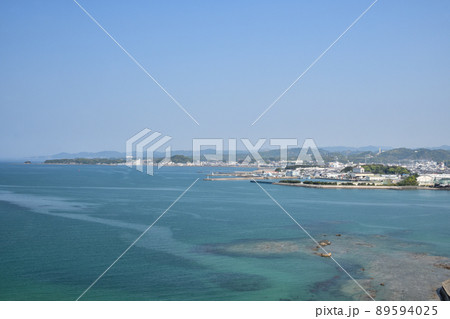 田辺湾(ホテルハーヴェスト南紀田辺から天神崎方面を望む)　【和歌山県田辺市】 89594025