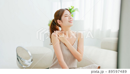 beauty skin care woman beauty skin care woman 89597489