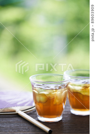 冷たい麦茶 89603909