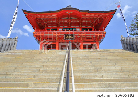 交通安全のお寺と知られる（成田山名古屋別院大聖寺、犬山城　愛知県 犬山市） 89605292