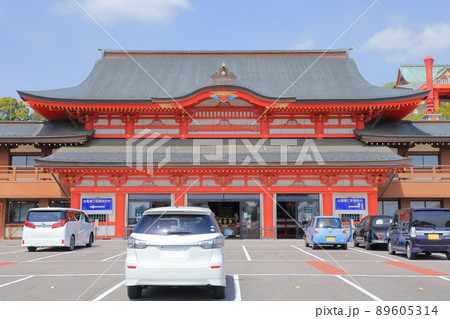 自動車の交通安全祈願(成田山名古屋別院大聖寺、犬山城 愛知県 犬山市) 自動車の交通安全祈願(成田山名古屋別院大聖寺、犬山城 愛知県 犬山市) 89605314