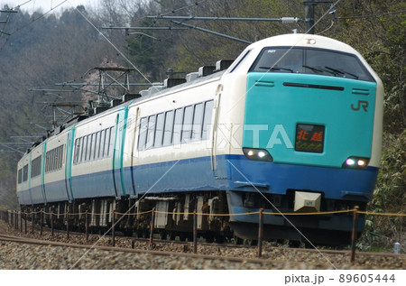 北陸本線 津幡-倶利伽羅 JR東日本 485系 R21編成(新潟) 北越 北陸本線 津幡-倶利伽羅 JR東日本 485系 R21編成(新潟) 北越 89605444