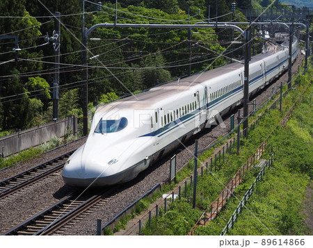 新幹線N700A 関ヶ原にて 新幹線N700A 関ヶ原にて 89614866