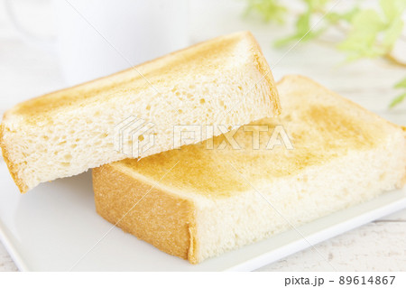 美味しい厚切りトースト 89614867