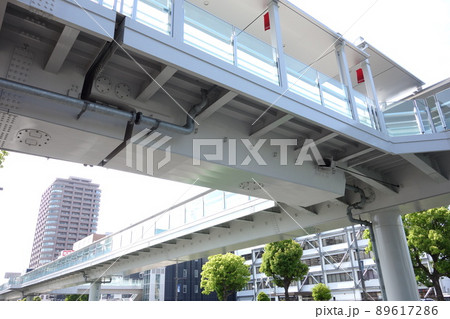 ペデストリアンデッキ 89617286
