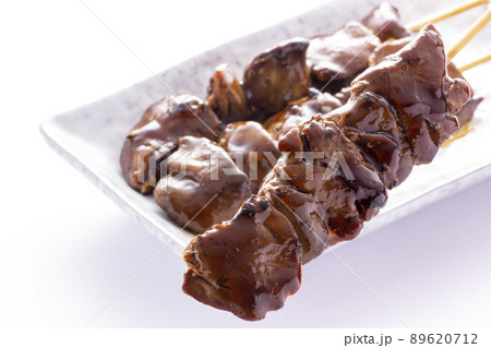 レバー串、焼鳥、クローズアップ 89620712
