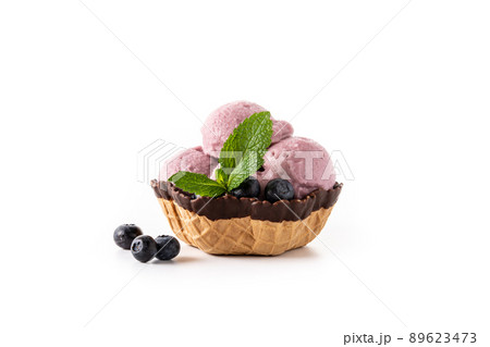 Blueberry ice cream scoop 89623473