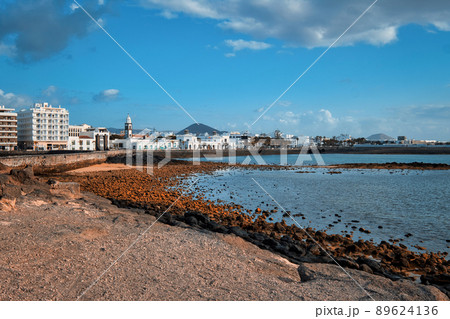 Beach of Arrecife town. Lanzarote Island. Spain 89624136