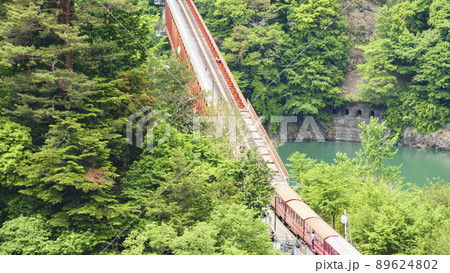 奥大井湖上駅の初夏 奥大井湖上駅の初夏 89624802