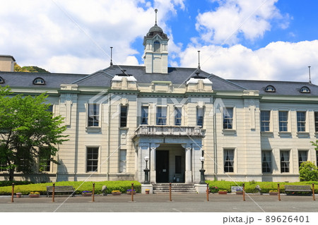 【山口県】快晴下の旧山口県議会議事堂 (山口県政資料館) 【山口県】快晴下の旧山口県議会議事堂 (山口県政資料館) 89626401