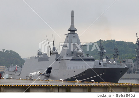 護衛艦 くまの（横須賀基地） 89628452