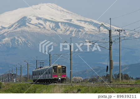 羽越本線 余目ー西袋 JR東日本 701系 N12編成(秋田) 羽越本線 余目ー西袋 JR東日本 701系 N12編成(秋田) 89639211