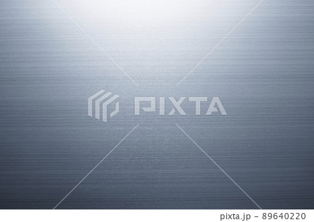 ヘアライン柄のシルバー板 89640220