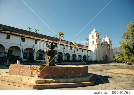 Old Mission Santa Barbara, in Santa Barbara, California - sep, 2021 Old Mission Santa Barbara, in Santa Barbara, California - sep, 2021 89640765