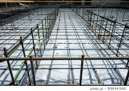 戸建て住宅の基礎工事現場のイメージ 89644366