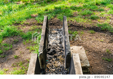 キャンプ場の炉 89646147