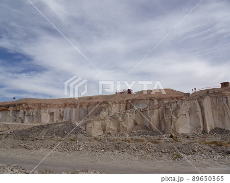 【ペルー】採石場 シラールートの景色（アレキパ） 89650365