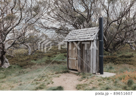 Wallace Hut near Falls Creek in Australia Wallace Hut near Falls Creek in Australia 89651607